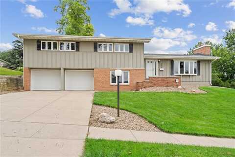 358 Eastland Drive SE, Cedar Rapids, IA 52403