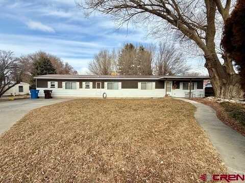 1577 Pennsylvania Street, Montrose, CO 81401