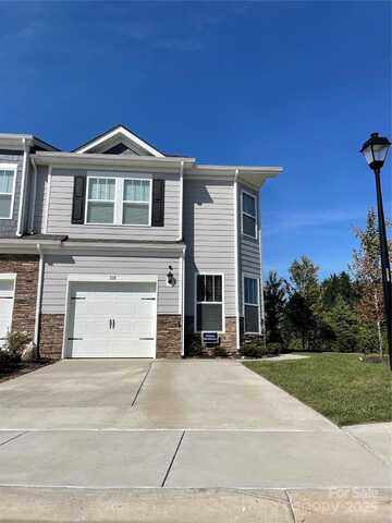 108 Creekview Road, Hendersonville, NC 28792