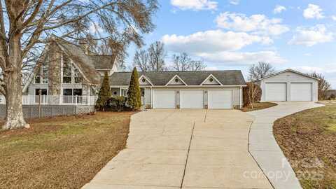 9175 Cox Road, Mount Pleasant, NC 28124