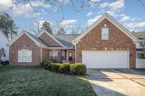 5914 Mayapple Lane, Charlotte, NC 28269