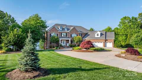 4165 54th Avenue NE, Hickory, NC 28601