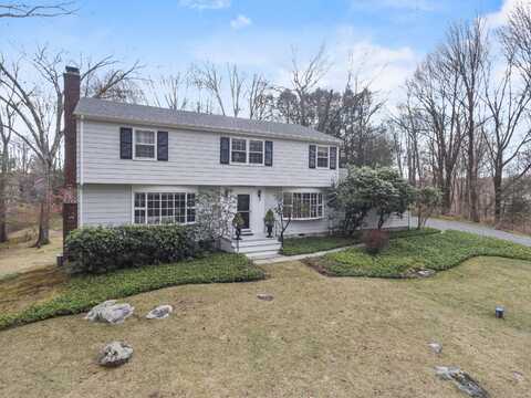 136 Wildwood Road, Stamford, CT 06903