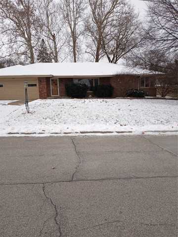 2005 74th Street, Windsor Heights, IA 50324