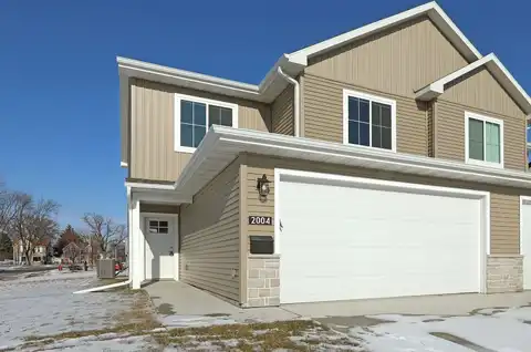 2004 Otley Avenue, Perry, IA 50220