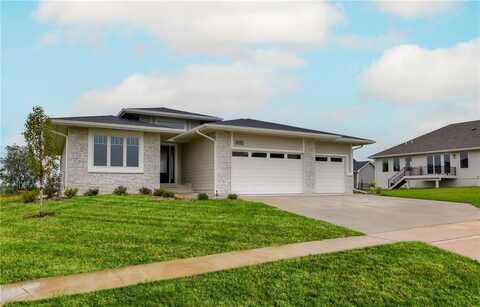 3815 Fieldstone Drive, Waukee, IA 50263