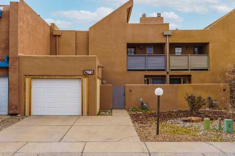 717 CANDELARIA Road NW, Albuquerque, NM 87107