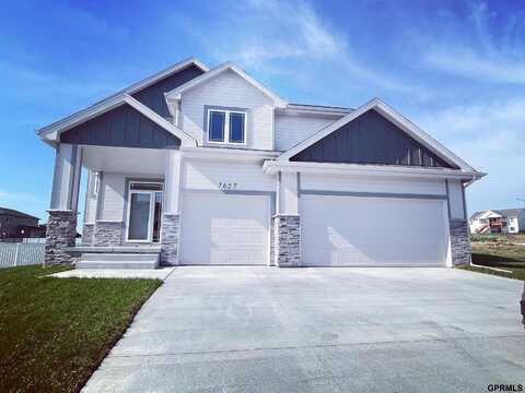 11513 S 116 Street, Papillion, NE 68133