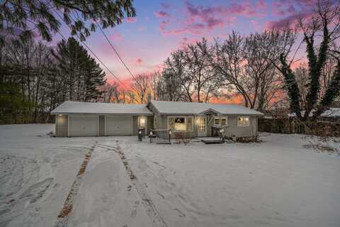 1217 32nd Street, Allegan, MI 49010