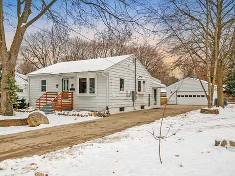 5256 Boylan Street, Kalamazoo, MI 49004