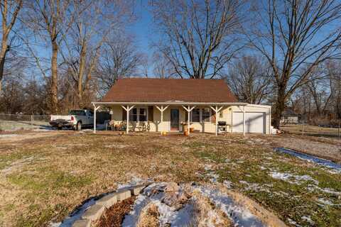 236 S Walnut Avenue, Republic, MO 65738