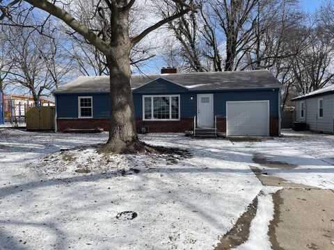 1836 S Robberson Avenue, Springfield, MO 65807