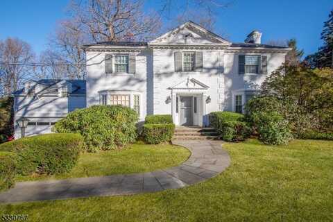 72 Colt Rd, Summit, NJ 07901