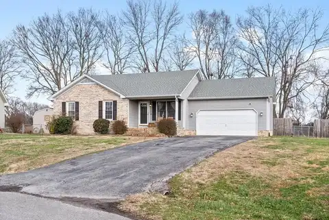 207 Deerwood Drive, HOPKINSVILLE, KY 42240