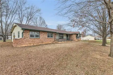 405 N Ash Street, Garnett, KS 66032