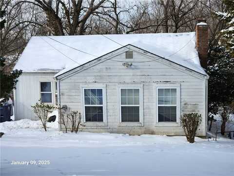 4004 Arlington Avenue, Kansas City, MO 64133