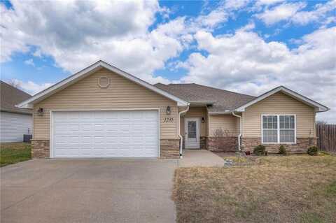 1235 Cypress Court, Warrensburg, MO 64093