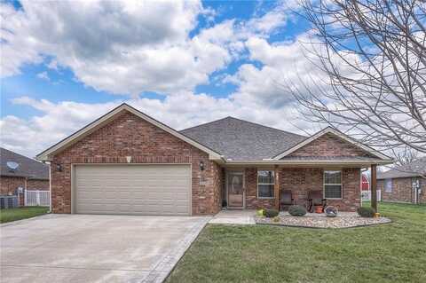 205 Lindsey Lane, Grain Valley, MO 64029