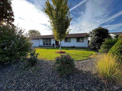 7853 W Amity Rd, Boise, ID 83709