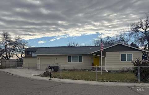 110 NE 14th Dr, Fruitland, ID 83619