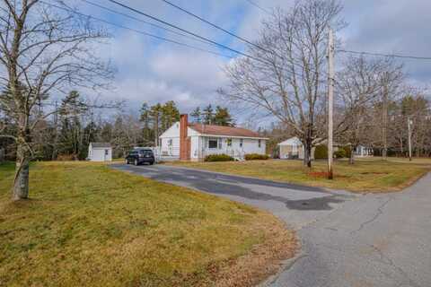 36 Page Avenue, Wiscasset, ME 04578