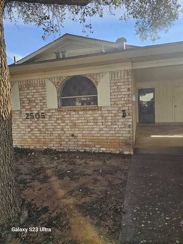 2505 66th Street, Lubbock, TX 79413