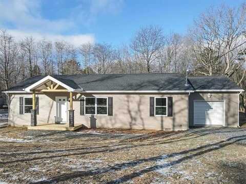 39 Berryman Lane, Penn Forest, PA 18210