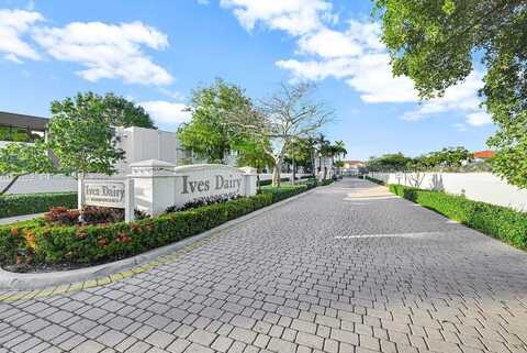 1007 NE 208th St, Miami, FL 33179