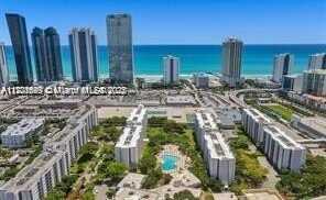 16919 N Bay Rd, Sunny Isles Beach, FL 33160