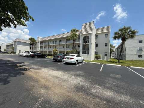 8300 Sunrise Lakes Blvd, Sunrise, FL 33322