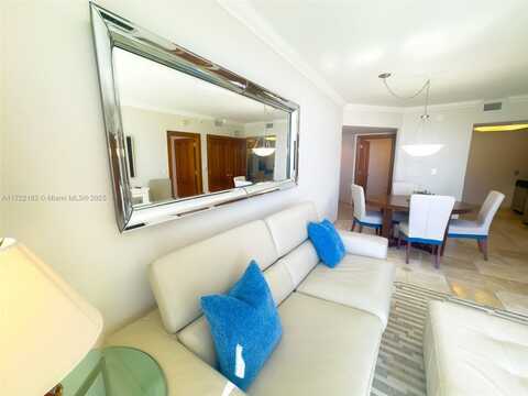 6365 Collins Ave, Miami Beach, FL 33141