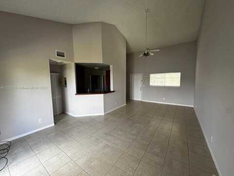 3437 NW 44th St, Oakland Park, FL 33309