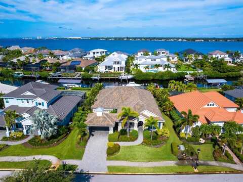576 FORE DRIVE, BRADENTON, FL 34208