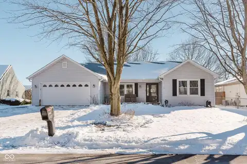 809 Shoreline Drive, Cicero, IN 46034