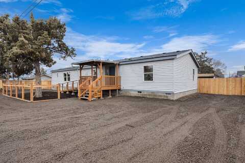 8585 6th Street, Terrebonne, OR 97760