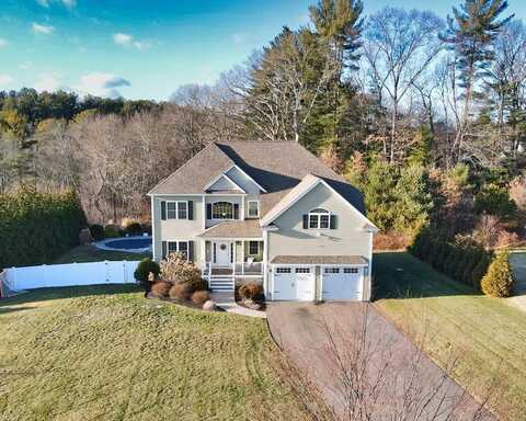 9 Brookfield Ln, Bellingham, MA 02019