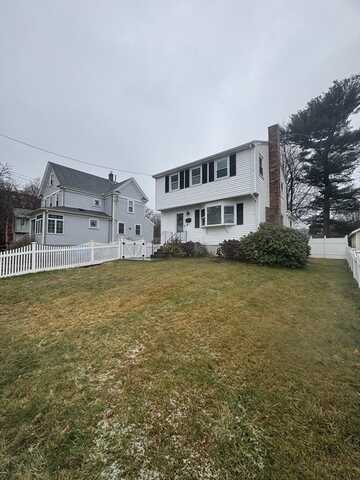 29 Nilsen Ave, Quincy, MA 02169