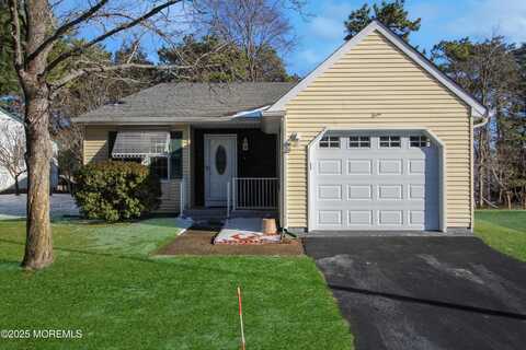 3 Valley Court, Whiting, NJ 08759