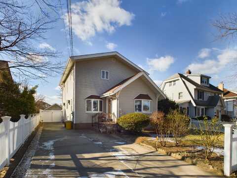 63 Sunset Avenue, Lynbrook, NY 11563