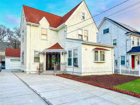 111-37 197th Street, Saint Albans, NY 11412