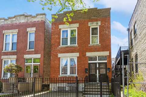 2255 W Erie Street, Chicago, IL 60612