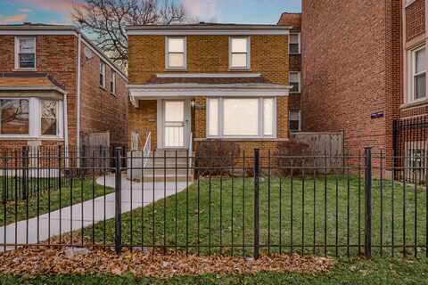 8933 S Justine Street, Chicago, IL 60620