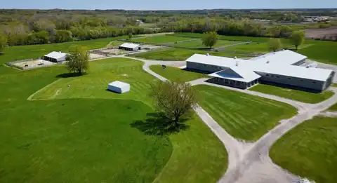 15917 Kishwaukee Valley Road, Woodstock, IL 60098