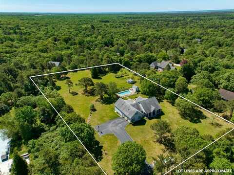 23 Oak Lane, West Tisbury, MA 02575