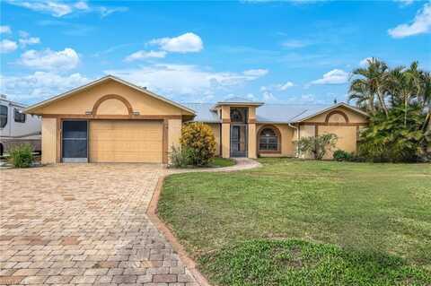 208 Plainfield, LEHIGH ACRES, FL 33936