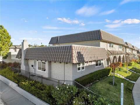 25236 Avenida Dorena, Newhall, CA 91321