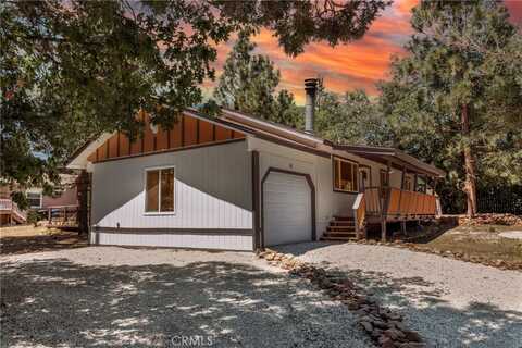 576 Imperial Avenue, Sugarloaf, CA 92386