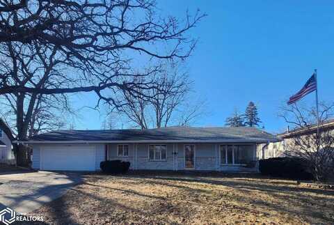 208 6Th Street N, Northwood, IA 50459