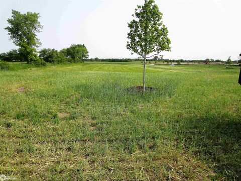2510 Kenison Way, Iowa Falls, IA 50126