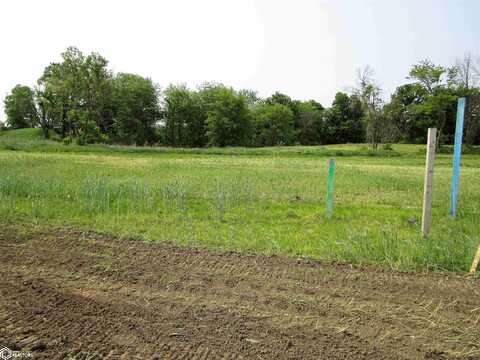 1009 Palisades Court, Iowa Falls, IA 50126